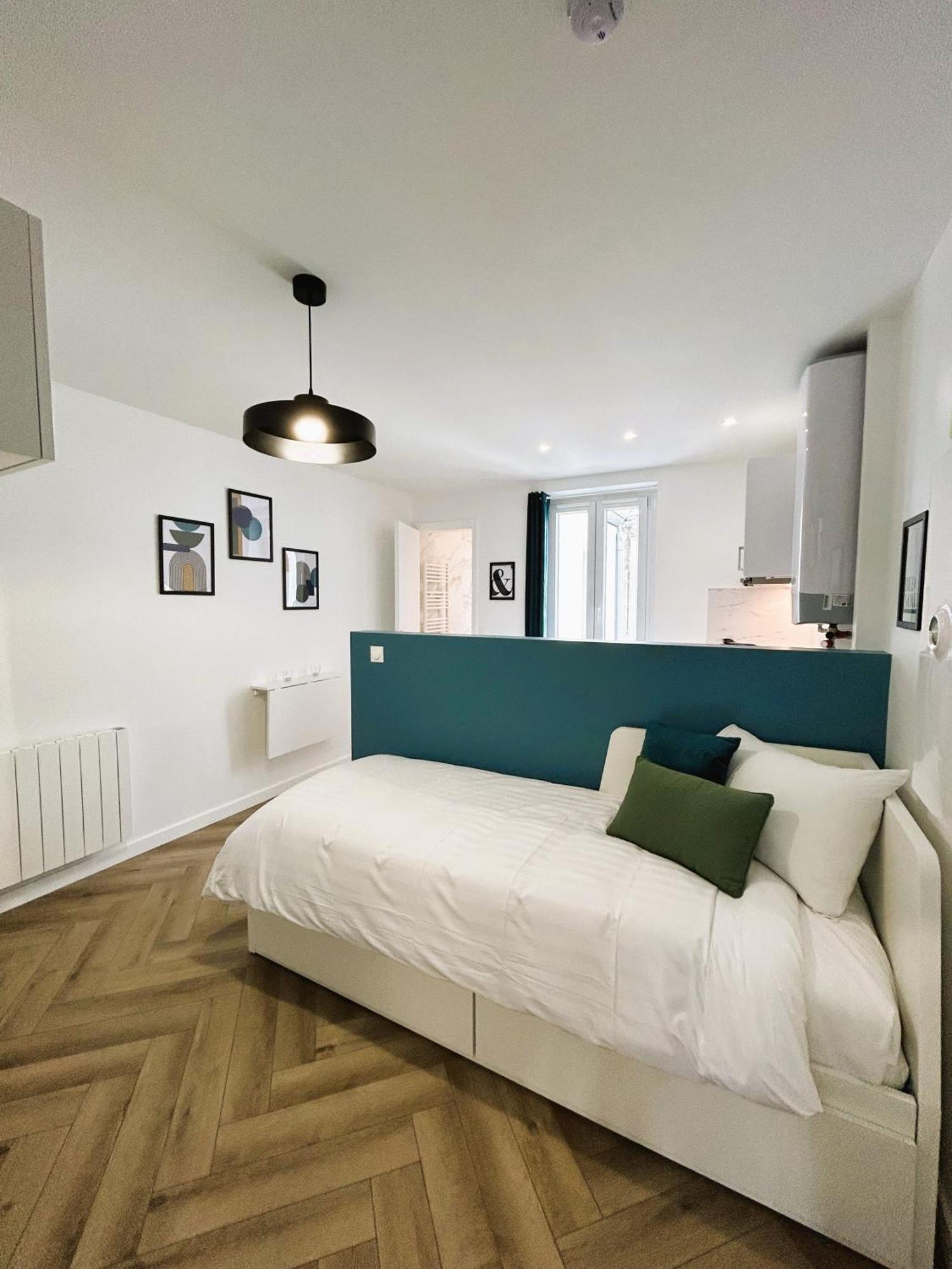 La Maison Hugo Монтрей Екстериор снимка